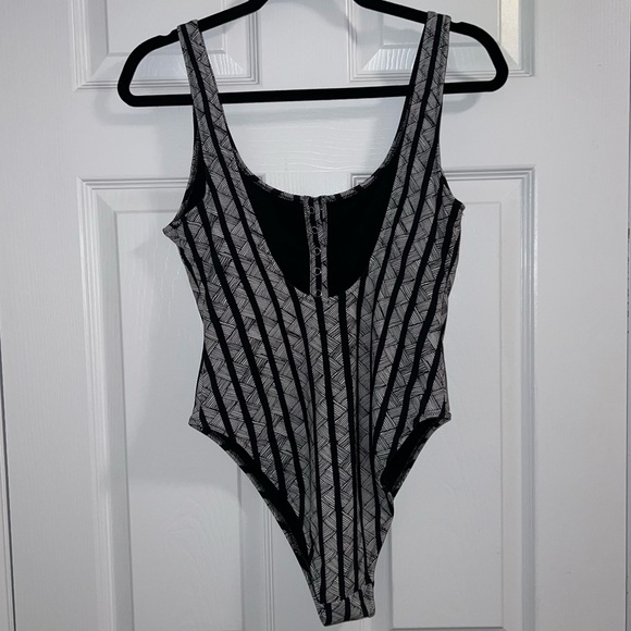 aerie henley one piece swimsuit - Picture 7 of 7